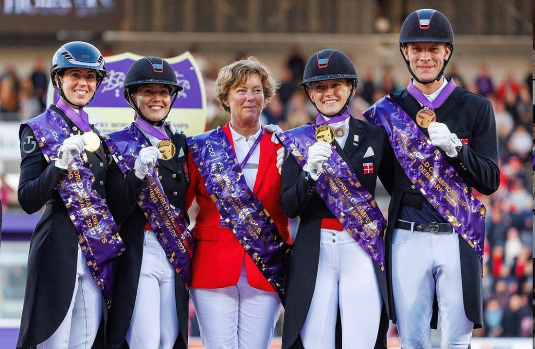 Guld ved VM i Dressur 2022, Carina Cassøe Krüth, Cathrine Laudrup Dufour, Nanna Skodborg MErrald og Daniel Bachmannn Andersen