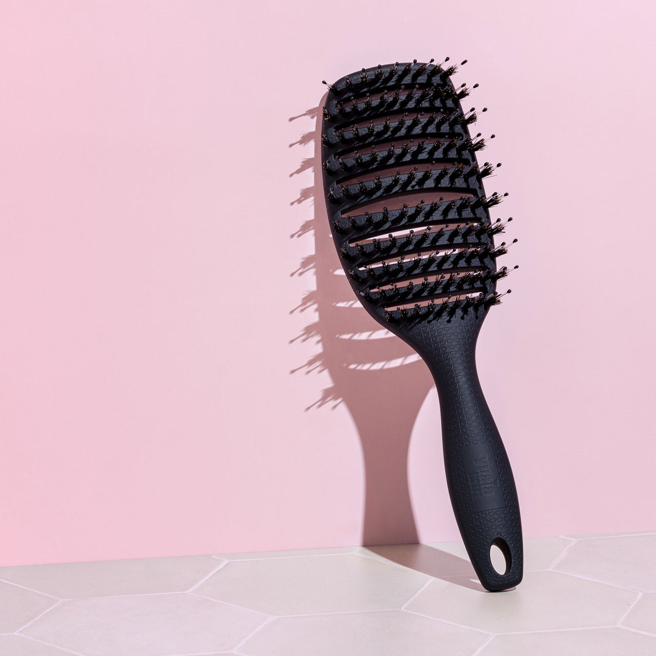 Yuaia Curvy Brush