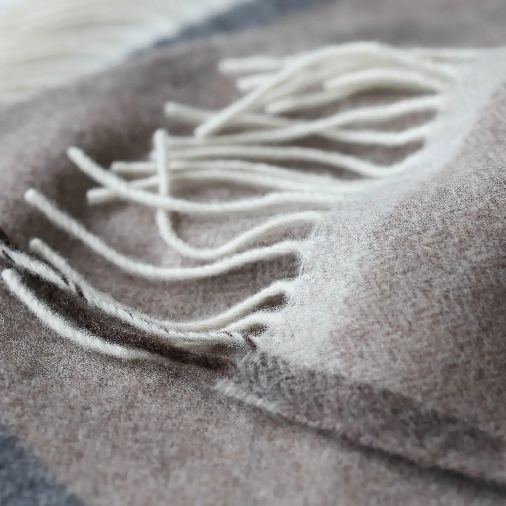 Most Milano plaid i merino og kashmir